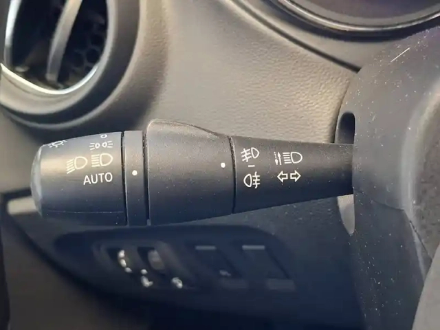 Renault Captur tce 90 energy — photo 36