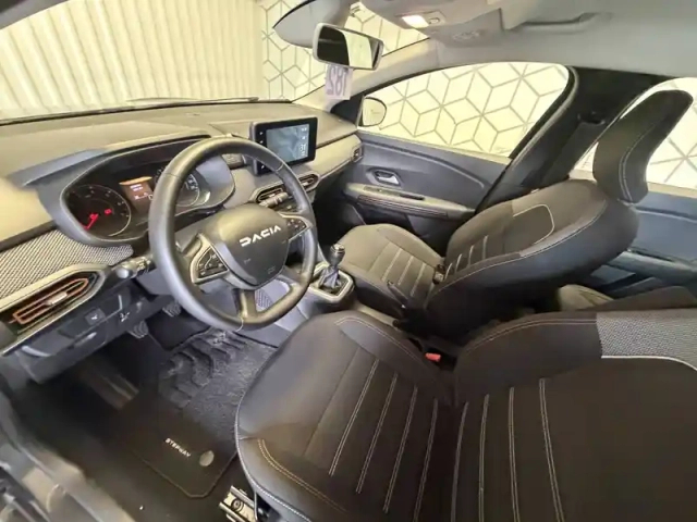 Dacia Sandero tce 90 — photo 18