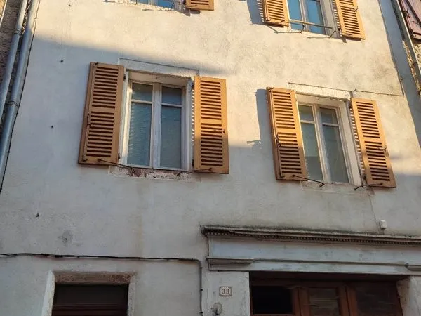 Maison de bourg + terrasse