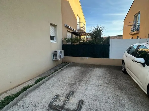 Vente Place parking Centre ville Meze