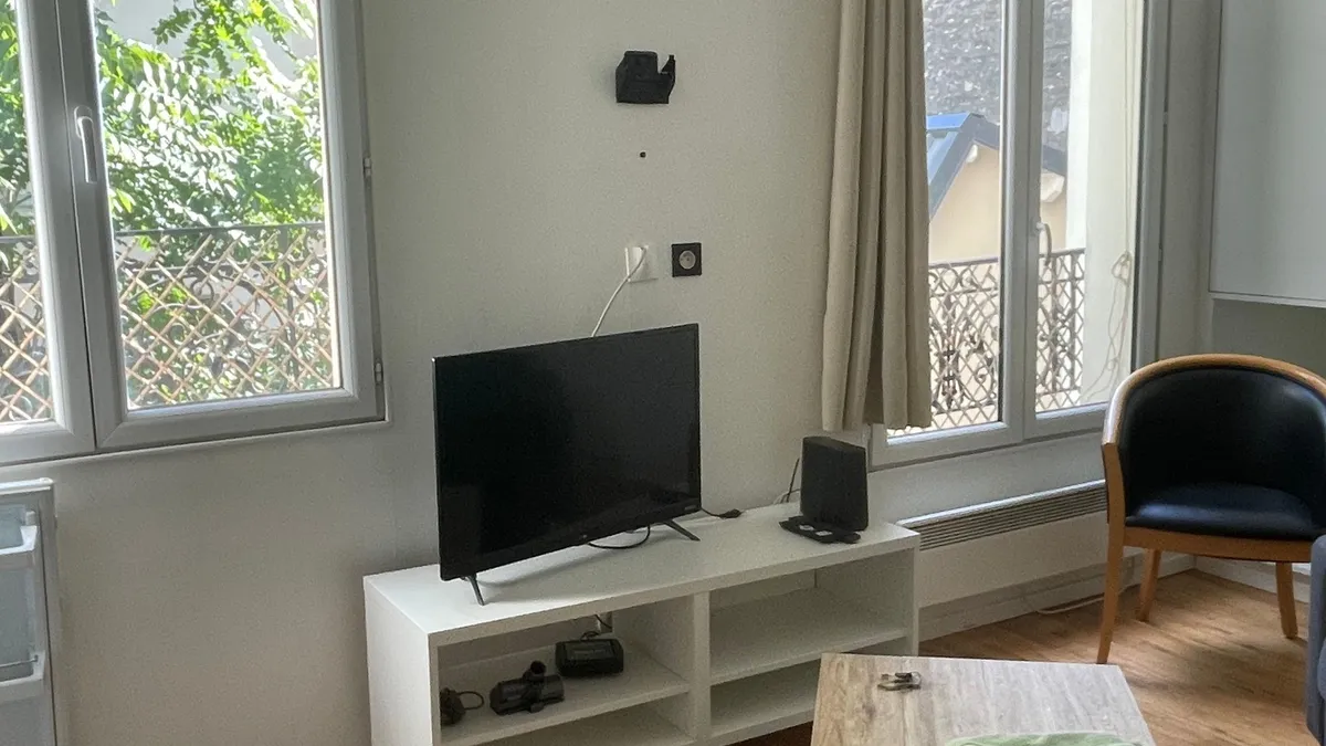 Photo 3
