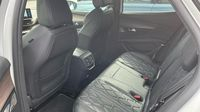 Peugeot 3008 HYBRID 225ch GT Pack e-EAT8 — photo 13