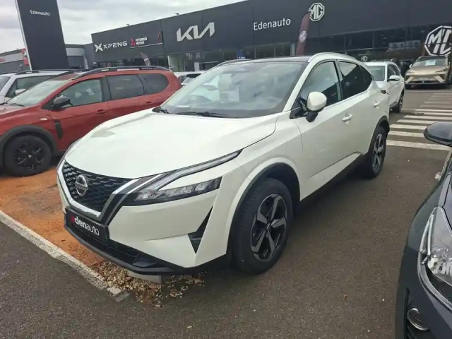 Nissan Qashqai mild hybrid 158 ch xtronic — photo 1