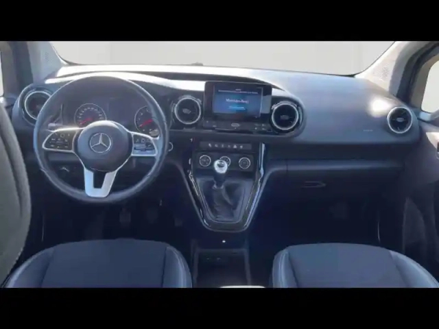 Mercedes Cla sse t 180 style — photo 5