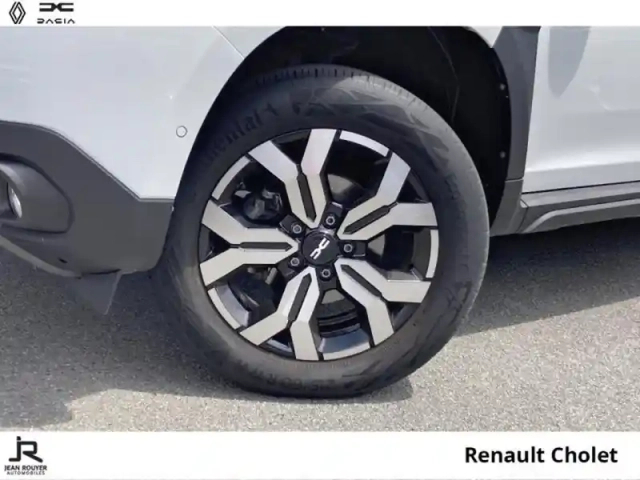 Dacia Duster 1.0 eco-g 100ch  journey + 4x2 — photo 8