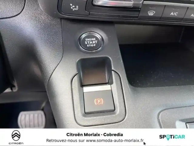 Citroën Berlingo m moteur electrique 136ch (100 kw) shine automatique — photo 14