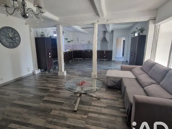 Maison familiale 9 pièces 215 m²