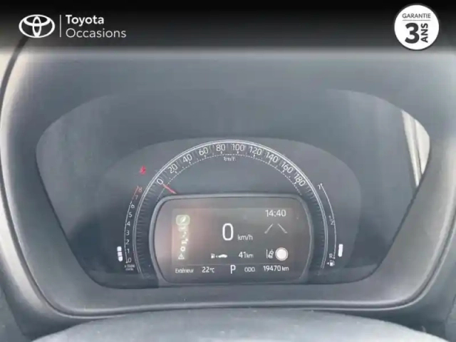 Toyota Aygo x 1.0 vvt-i 72ch dynamic s-cvt my24 — photo 14