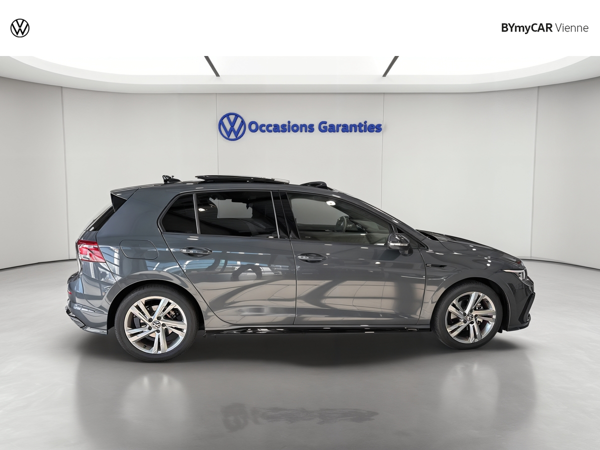 Volkswagen Golf 1.5 eTSI OPF 130 DSG7 — photo 6