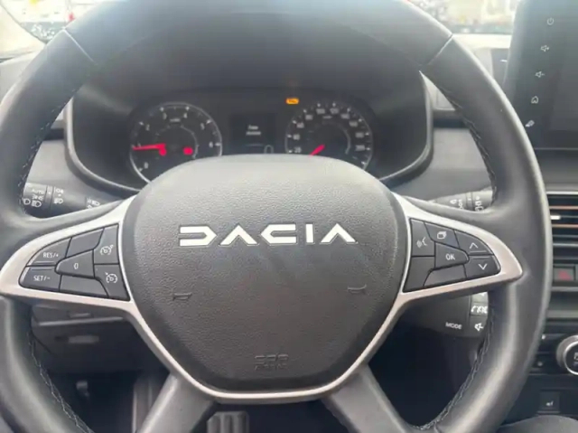 Dacia Jogger 1.0 tce 110ch extreme 7 places -24 — photo 21