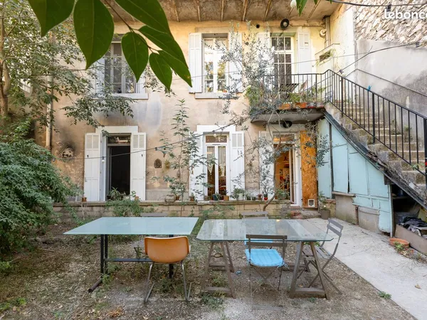 T3 de 73 m² avec jardin de 200 m², Bd Chave, 4ème Arrd Marseille