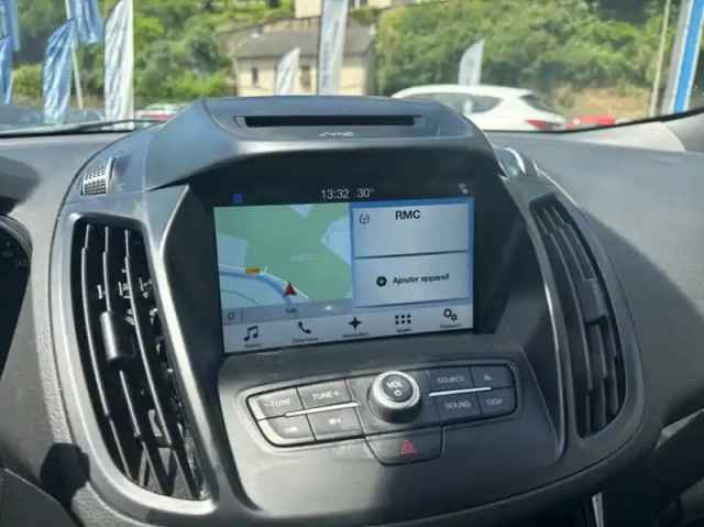 Ford Kuga 2.0 tdci 150ch stop&amp;start st-line 4x2 — photo 4