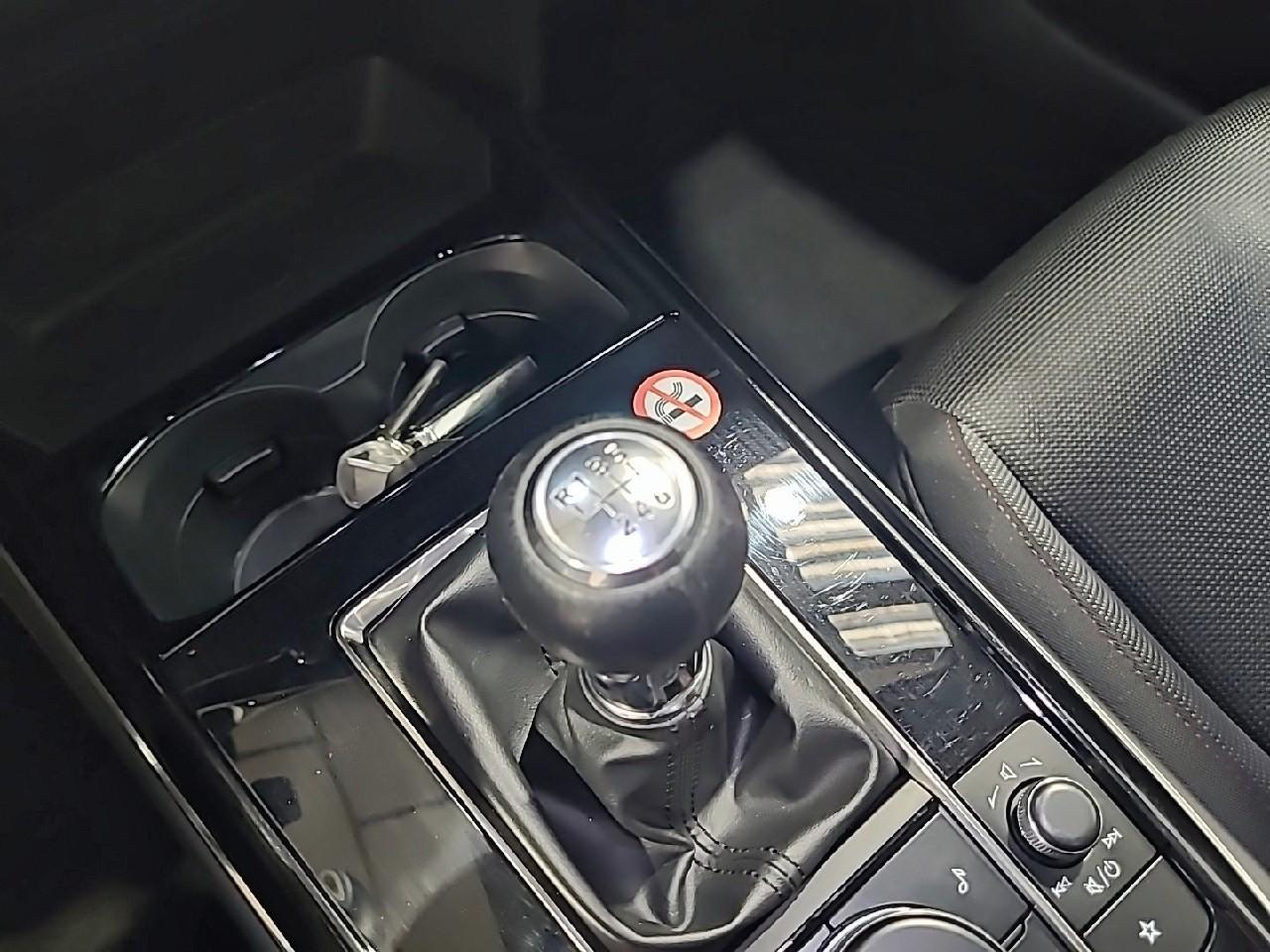 Mazda Cx-30 2.5l e-skyactiv g m hybrid 140 ch 4x2 bvm6 homura — photo 17