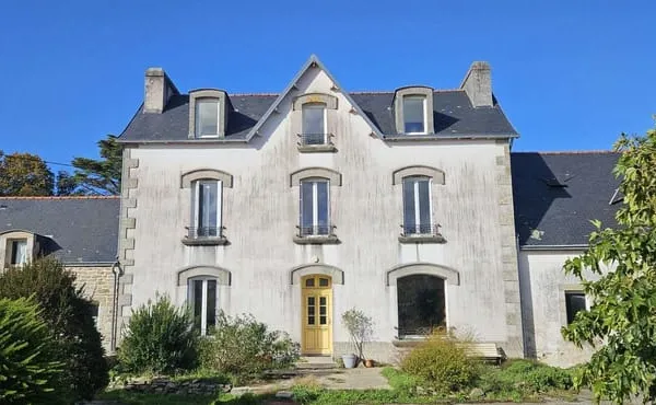 Longère ou corps de ferme 8 pièces 198 m²