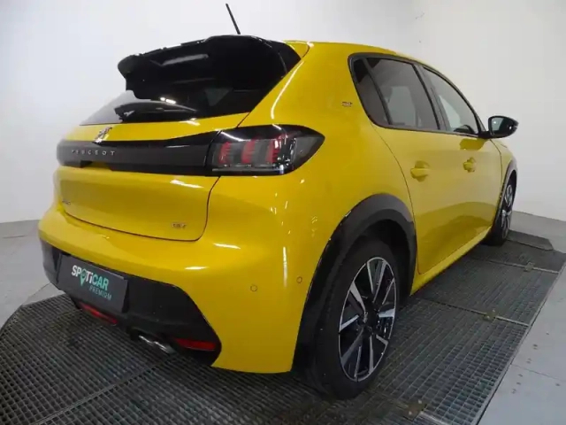 Peugeot 208 1.2 puretech 130ch s&amp;s gt eat8 — photo 8
