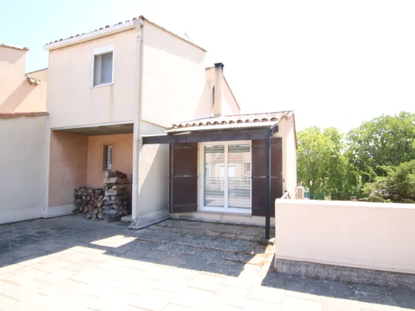 Maison T5 de 138m2 avec 140m2 de jardin