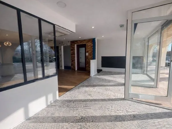 Local commercial 116 m²
