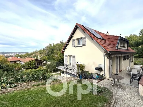 Maison 5 pièces 165 m²