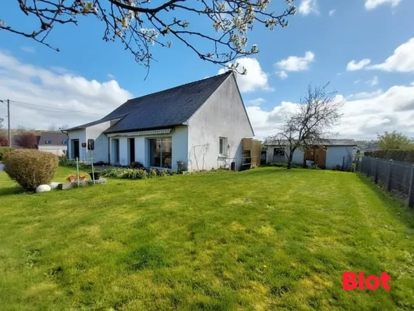 A VENDRE EN EXCLUSIVITE BLOT IMMOBILIER - MAISON 2 CHAMBRES - JARDIN - LA BOSSE DE BRETAGNE