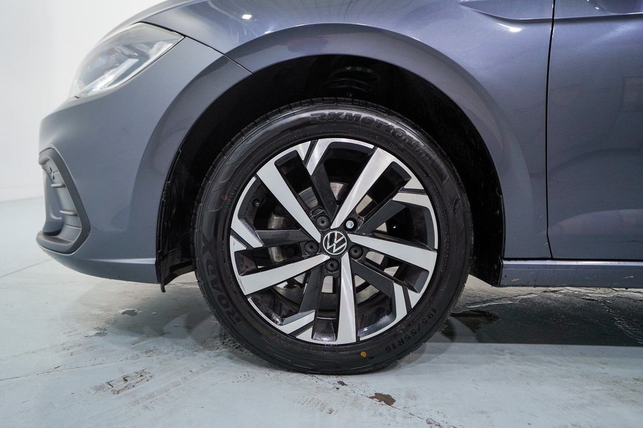 Volkswagen Polo — photo 10