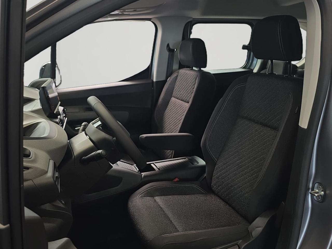 Peugeot Rifter 1.5 bluehdi 100ch allure 5 places (hors malus) — photo 11