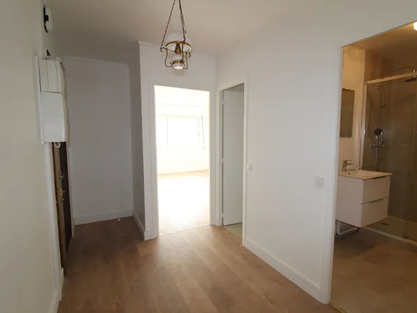 Appartement Paris 2 pièce(s) 53 m2