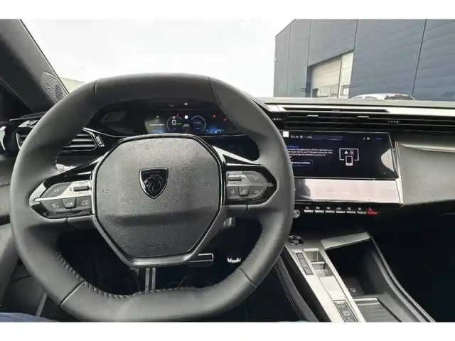 Peugeot 308 electrique 54 kwh 156ch — photo 47
