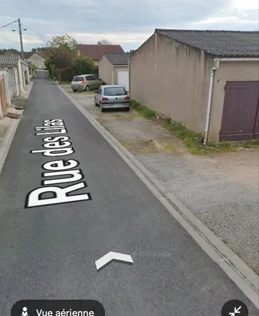 Garage à louer à Issoudun