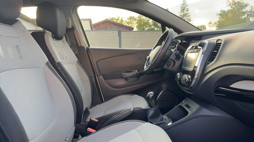 Renault Captur 0.9 TCe 90 - Intens – 2015 – 44887 km – Essence – Boîte Manuelle — photo 7