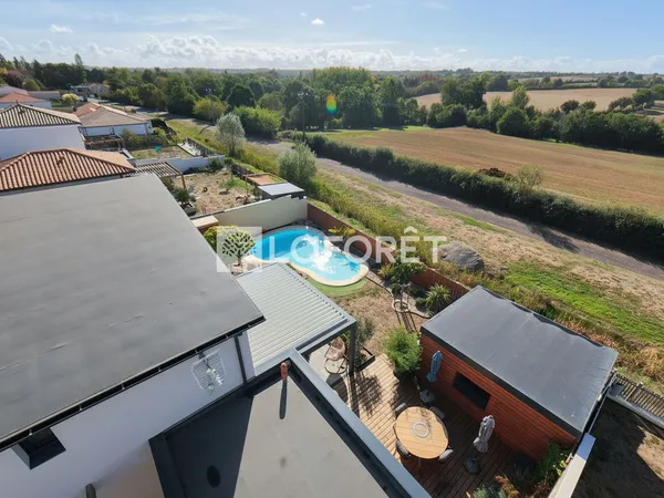 Maison 7 pièces 157 m²