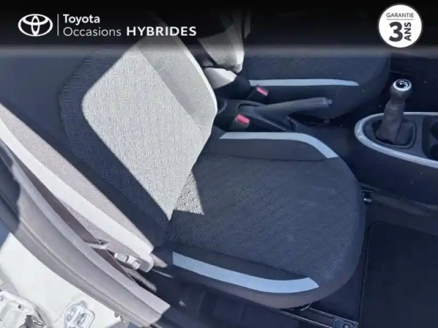 Toyota Aygo x 1.0 vvt-i 72ch design my24 — photo 6