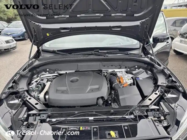 Volvo Xc60 t6 awd hybride rechargeable 253 ch+145 ch geartronic 8 ultra style dark — photo 7