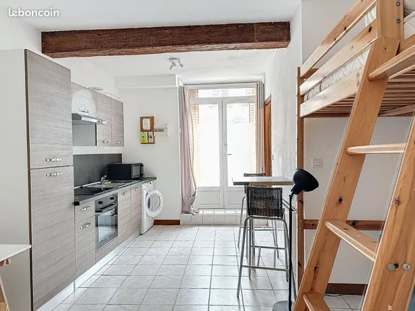 Studio 24m2