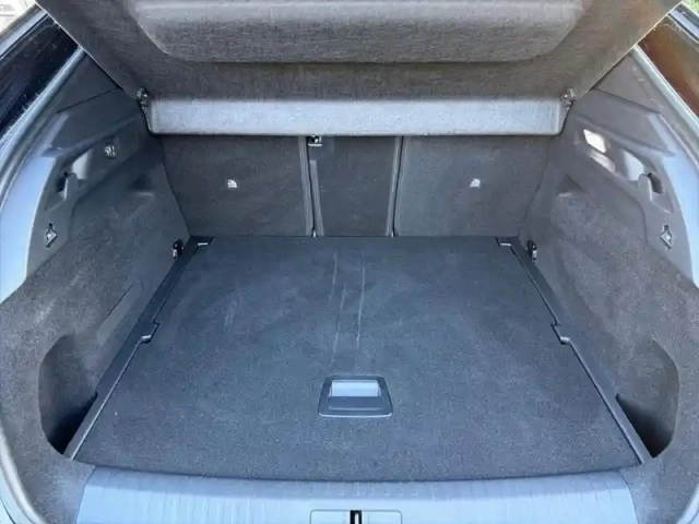 Peugeot 3008 hybrid 136 e-dcs6 gt — photo 7