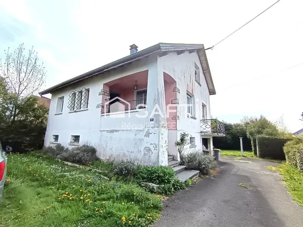 Maison Joncherey, bien située sur un beau terrain