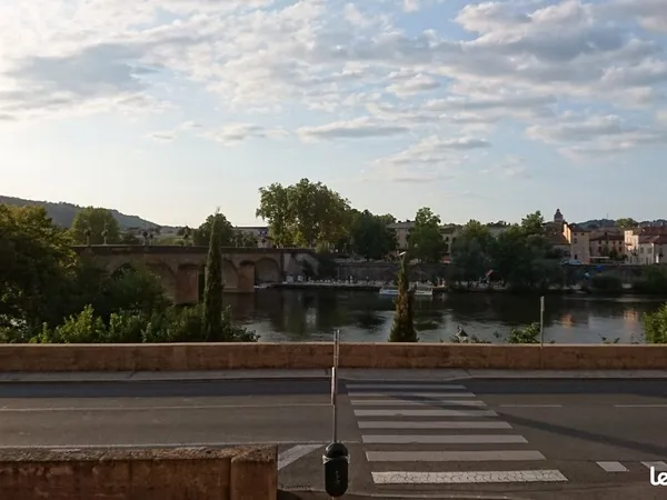 Location T2 Cahors