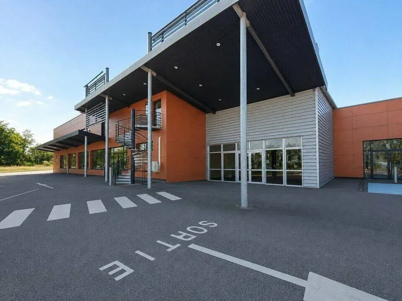 Photo 1