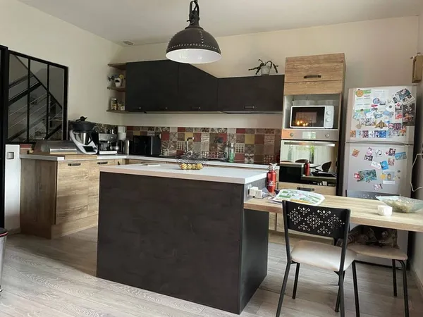 Maison 7 pièces 144 m²