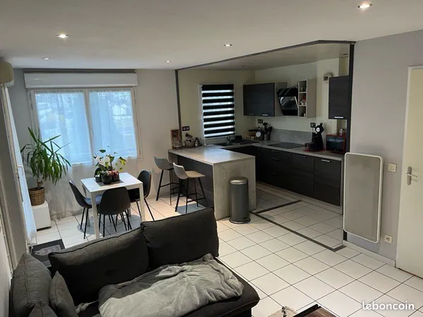 ROUEN - T3 55 m² - 3e & DERNIER ÉTAGE AVEC ASCENSEUR - PARKING SOUS-SOL