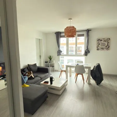 Chambre disponible en colocation - Perpignan / Moulin à Vent