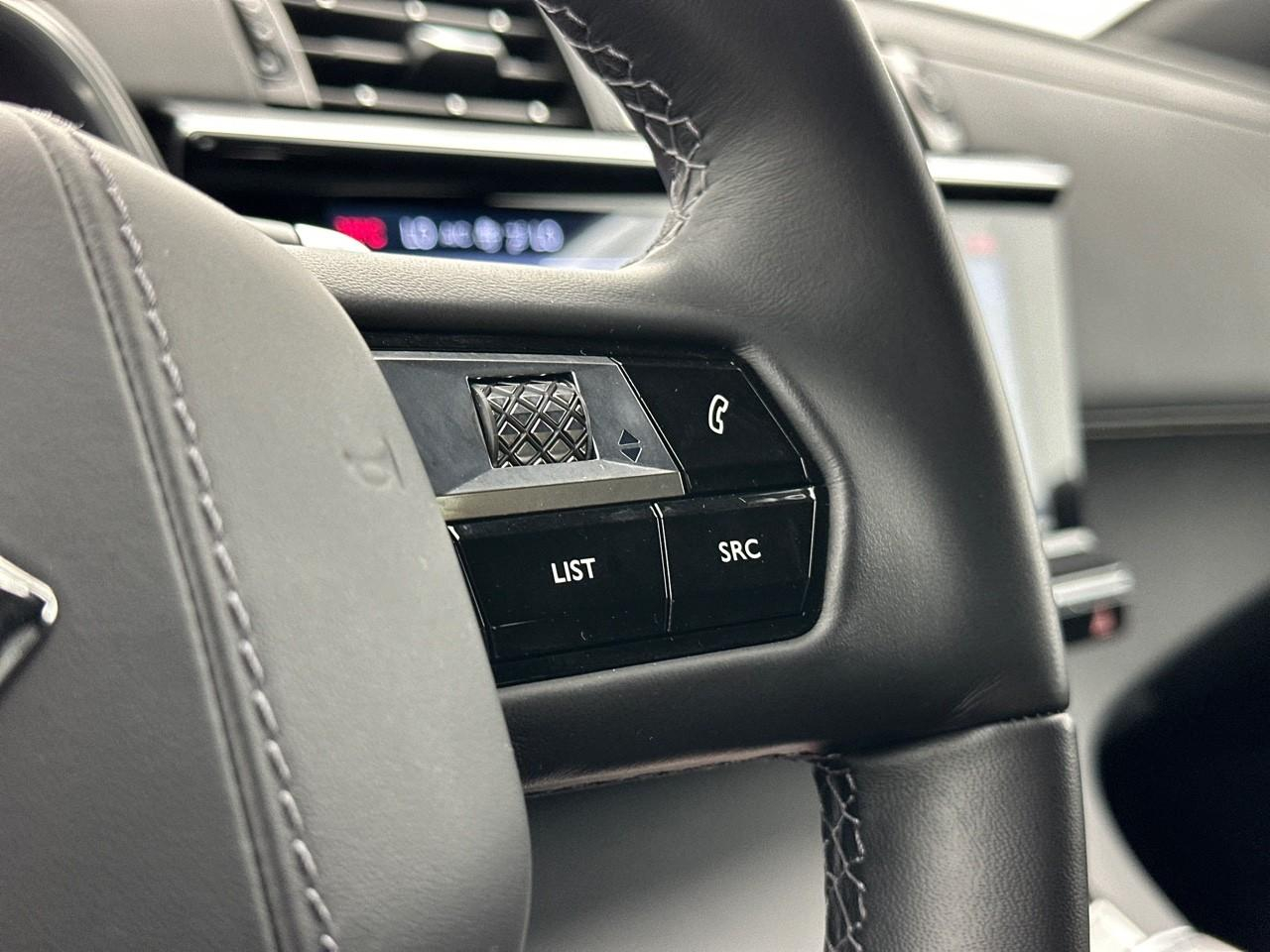 Ds Ds 7 crossback hybride rechargeable e-tense 360 eat8 4x4 performa — photo 18