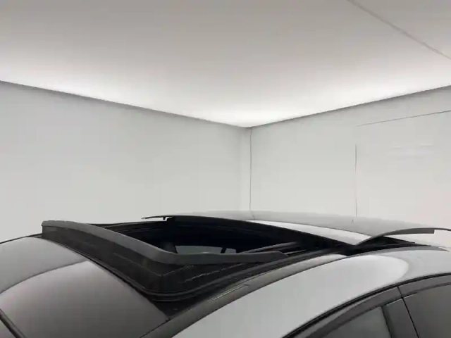 Mercedes Glc coupe 300 de hybrid eq 9g-tronic 4matic — photo 51