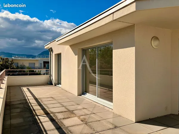 Appartement 4 pièces 95 m²