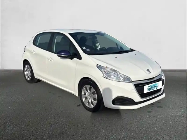Peugeot 208 puretech 68ch bvm5 — photo 3