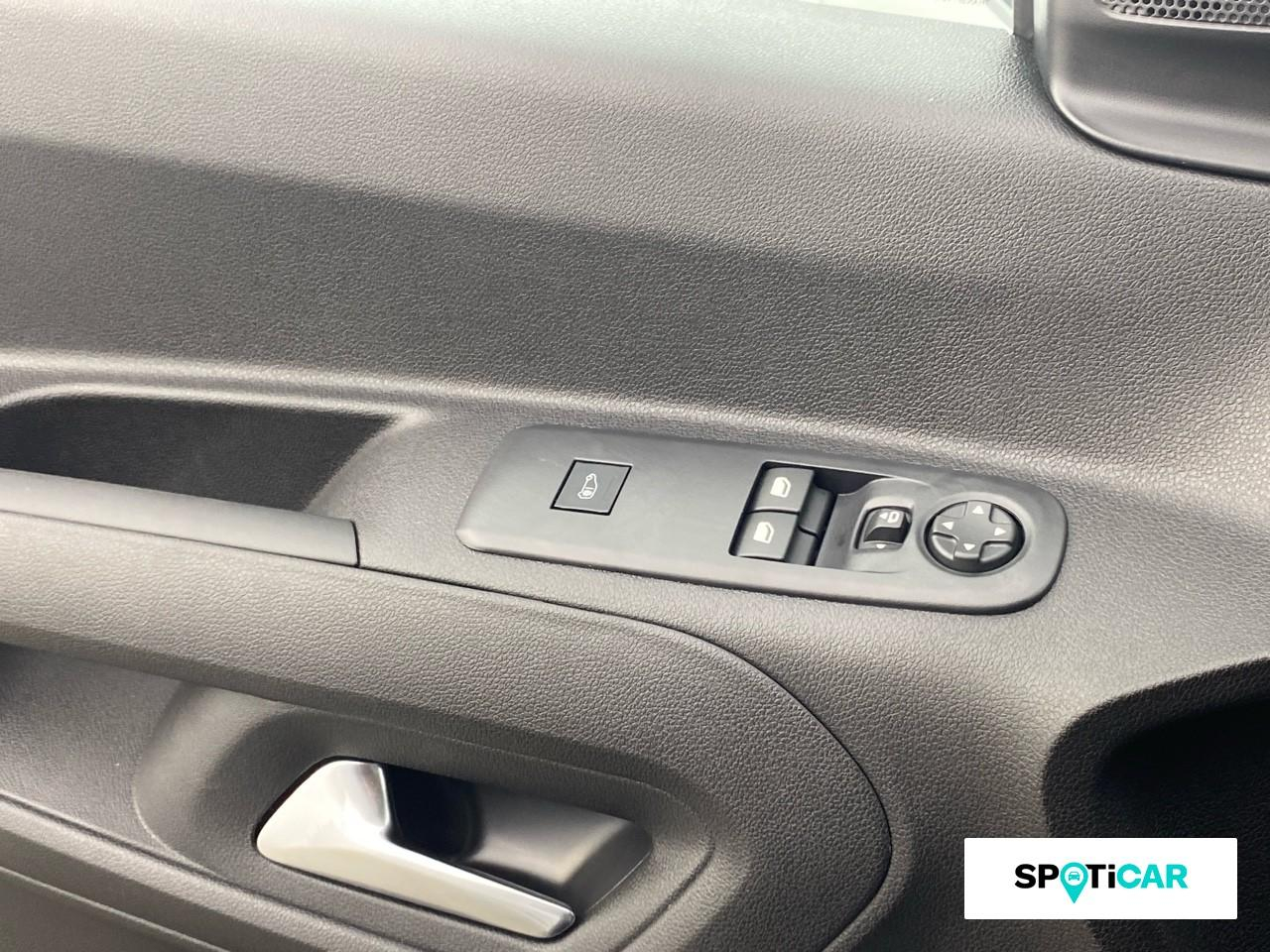 Citroën Berlingo xl diesel 100ch cabine approfondie repliable — photo 16