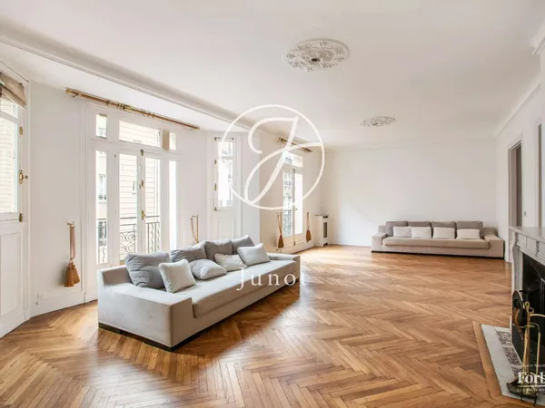 Appartement 7 pièces 279 m²