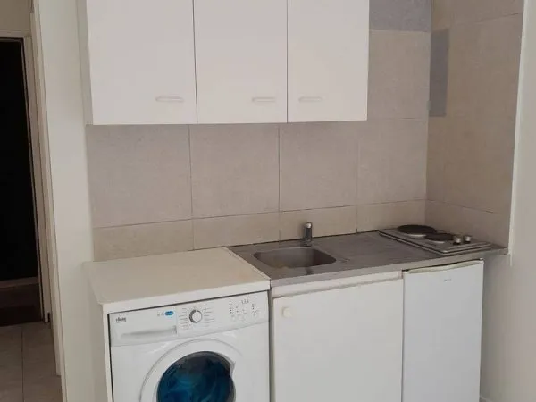 Studio 1 pièce 20 m²
