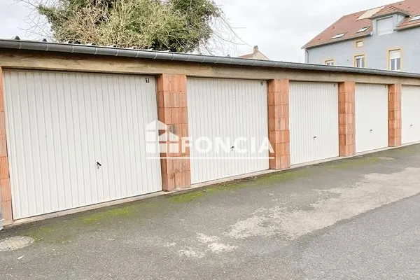 Stationnement Location Montigny-lès-Metz 102€
