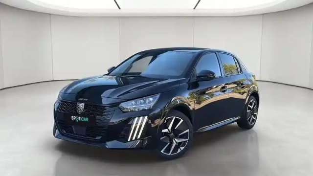 Peugeot 208 hybrid 136 e-dcs6