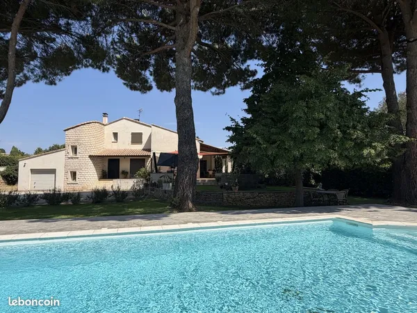 Villa 6 pièces 155 m²